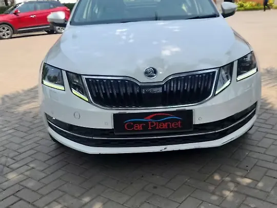 Used 2019 Skoda Octavia in Surat