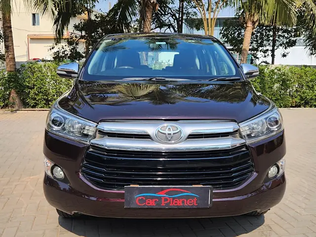 Used 2016 Toyota Innova Crysta in Surat