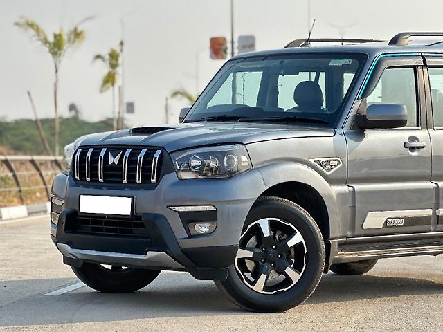 Used Mahindra Scorpio 2021 S11 in Surat