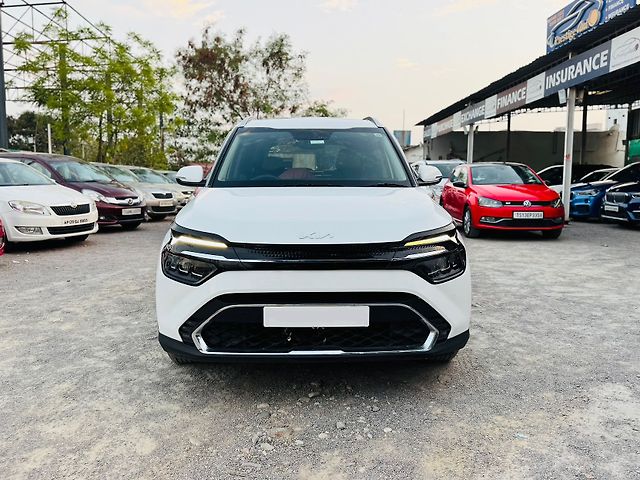 Used 2022 Kia Carens in Hyderabad