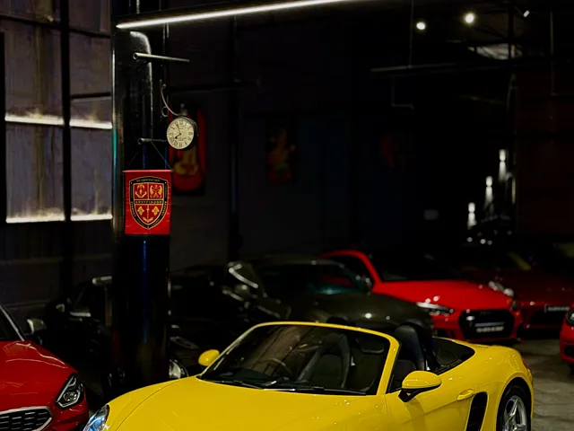 Used 2020 Porsche 718 in Delhi