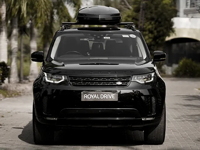 Used 2019 Land Rover Discovery in Kochi