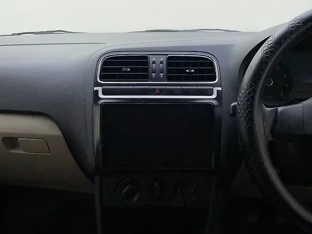 Used Volkswagen Polo [2010-2012] Comfortline 1.2L (P) in Bangalore