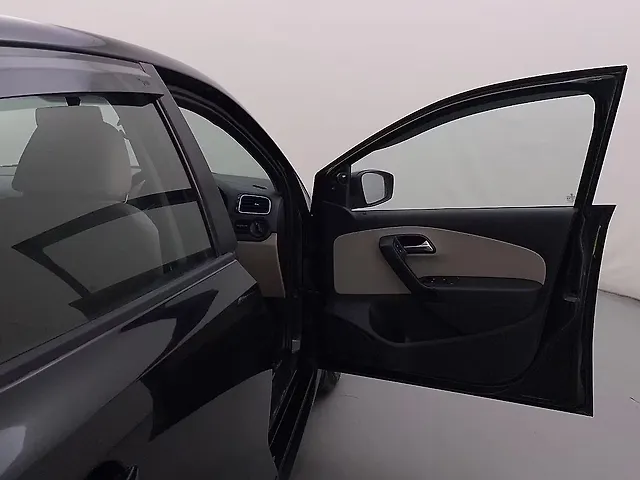 Used Volkswagen Polo [2010-2012] Comfortline 1.2L (P) in Bangalore