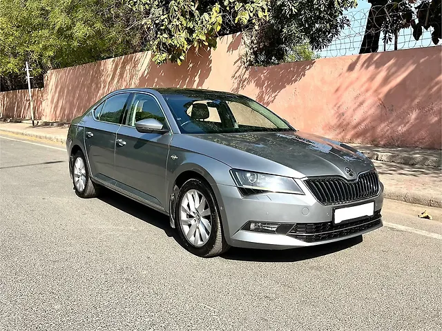 Used 2019 Skoda Superb in Delhi