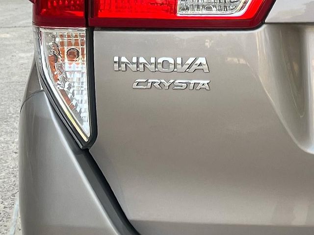 Used Toyota Innova Crysta [2016-2020] 2.8 ZX AT 7 STR [2016-2020] in Delhi