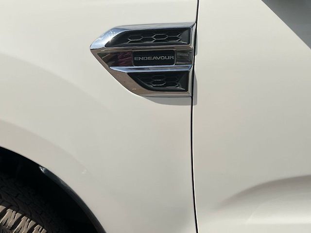 Used Ford Endeavour Titanium 2.0 4x2 AT in Delhi