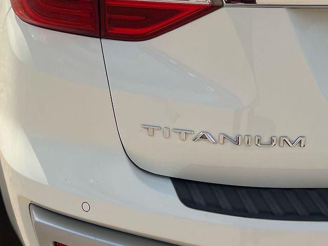 Used Ford Endeavour Titanium 2.0 4x2 AT in Delhi