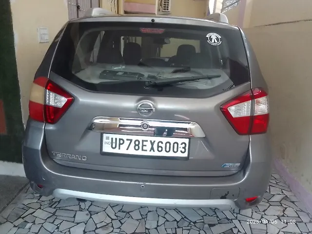 Used Nissan Terrano XV Premium AMT in Kanpur