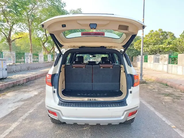 Used Ford Endeavour [2016-2019] Titanium 2.2 4x2 AT [2016-2018] in Delhi