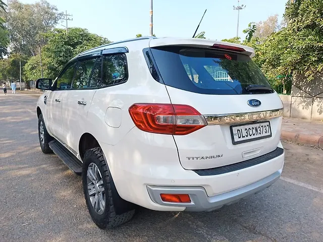 Used Ford Endeavour [2016-2019] Titanium 2.2 4x2 AT [2016-2018] in Delhi
