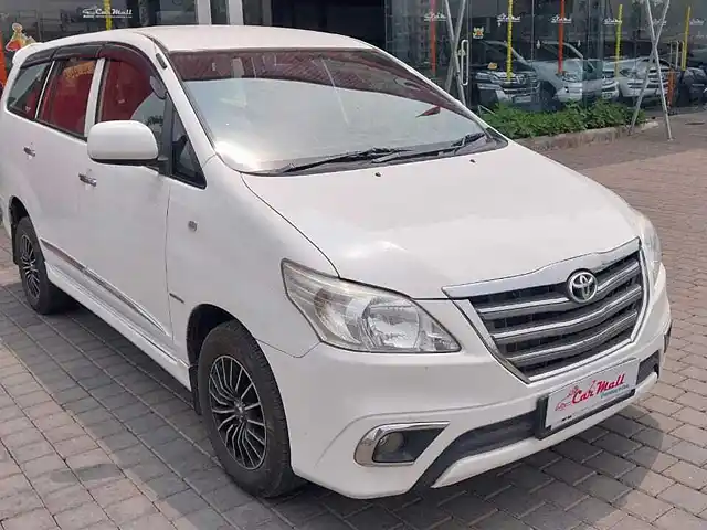 Used 2017 Toyota Innova Crysta in Nashik