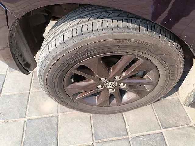 Used Toyota Innova Crysta [2016-2020] 2.7 GX AT 8 STR [2016-2020] in Bhubaneswar