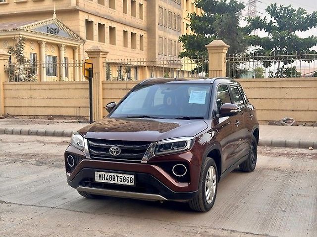 Used Toyota Urban Cruiser Mid Grade AT in Thane