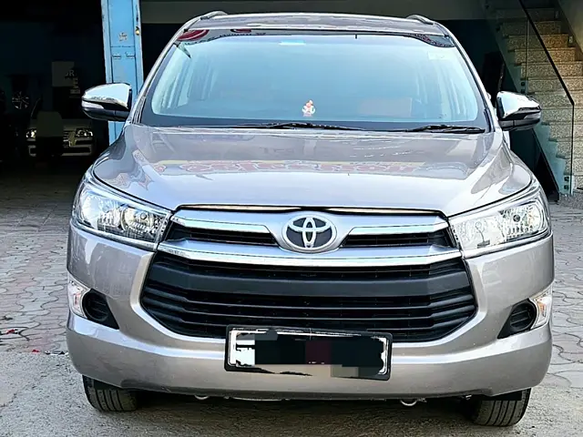 Used 2020 Toyota Innova Crysta in Agra