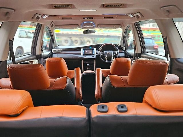 Used Toyota Innova Crysta [2016-2020] 2.4 VX 7 STR [2016-2020] in Agra