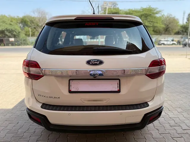 Used Ford Endeavour Titanium 2.0 4x2 AT in Gurgaon