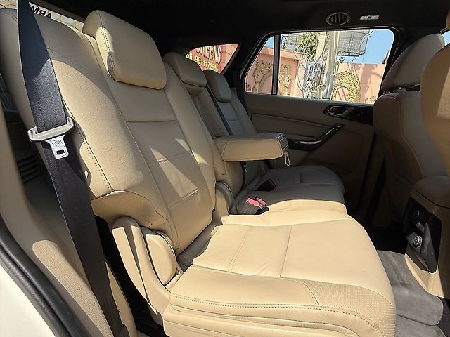 Used Ford Endeavour Titanium 2.0 4x2 AT in Gurgaon