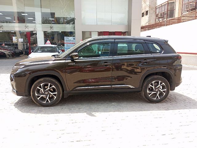 Used Toyota Urban Cruiser Hyryder V Hybrid [2022-2023] in Delhi