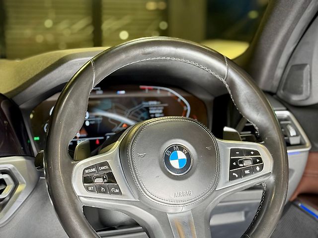 Used BMW 3 Series 330i M Sport Dark in Delhi