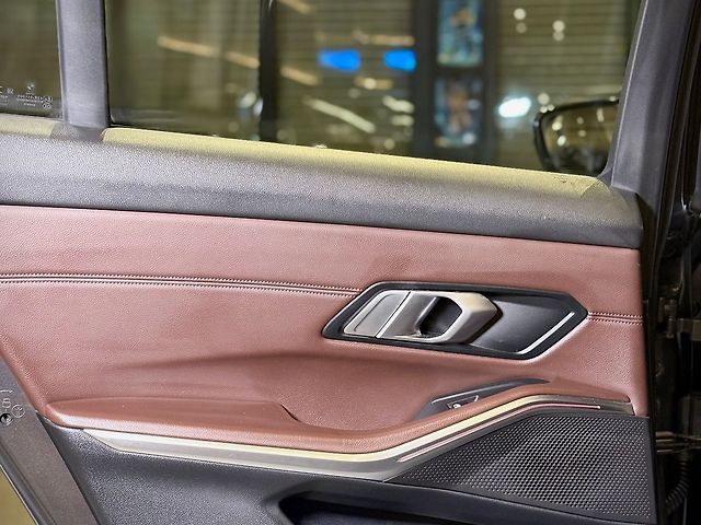 Used BMW 3 Series 330i M Sport Dark in Delhi
