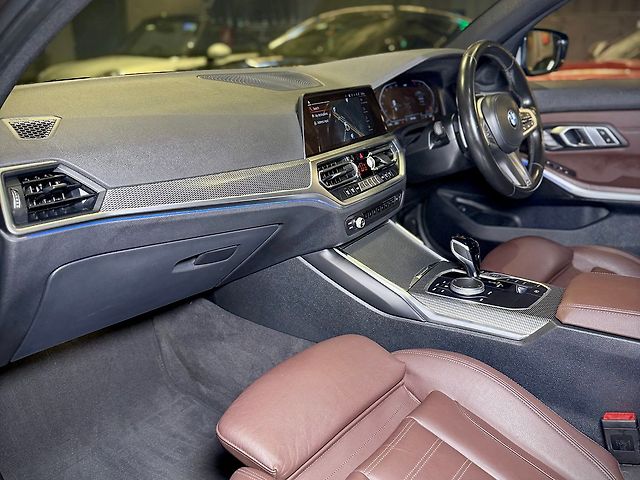Used BMW 3 Series 330i M Sport Dark in Delhi