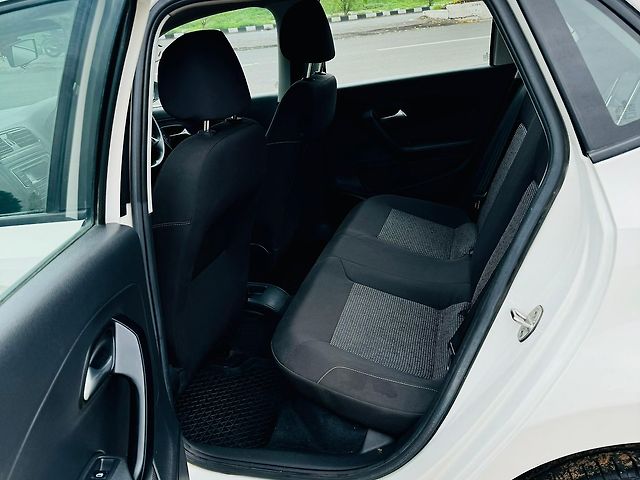 Used Volkswagen Polo Comfortline Plus 1.0L MPI in Vadodara