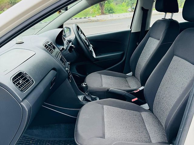 Used Volkswagen Polo Comfortline Plus 1.0L MPI in Vadodara