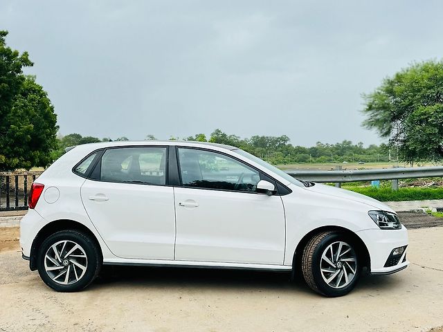 Used Volkswagen Polo Comfortline Plus 1.0L MPI in Vadodara