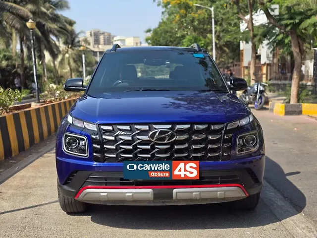 Used 2022 Hyundai Venue in Mumbai