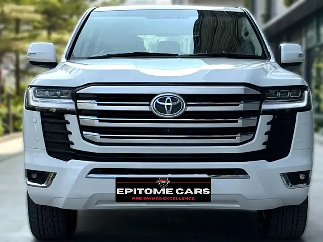 Used 2018 Toyota Land Cruiser in Mumbai
