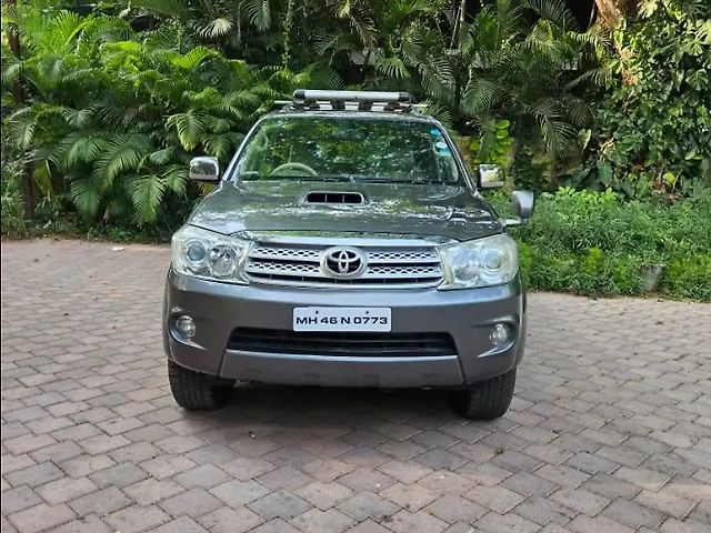 Used 2011 Toyota Fortuner in Pune