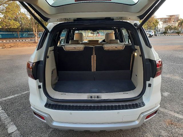 Used Ford Endeavour [2016-2019] Titanium 3.2 4x4 AT in Mohali