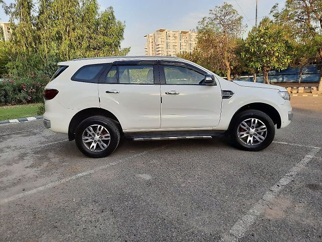 Used Ford Endeavour [2016-2019] Titanium 3.2 4x4 AT in Mohali