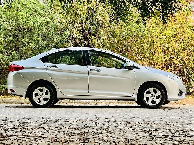 Used Honda City [2014-2017] V in Ahmedabad