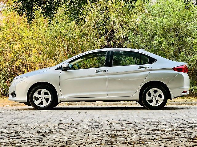Used Honda City [2014-2017] V in Ahmedabad