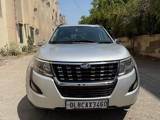 Used Mahindra XUV500 W7 AT [2018-2020] in Delhi