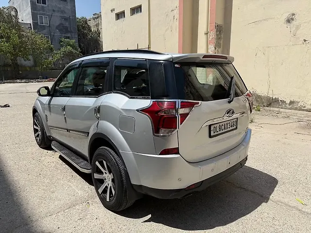 Used Mahindra XUV500 W7 AT [2018-2020] in Delhi