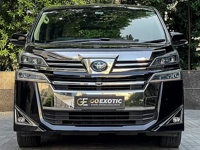 Used 2020 Toyota Vellfire in Gurgaon