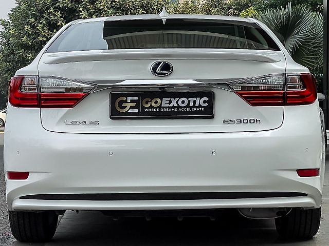 Used Lexus ES [2017-2018] 300h in Gurgaon