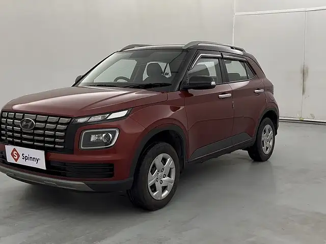 Used 2022 Hyundai Venue in Lucknow