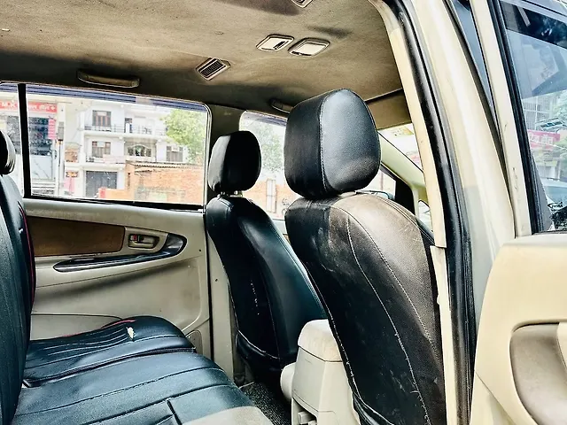 Used Toyota Innova [2012-2013] 2.5 G 7 STR BS-IV in Lucknow