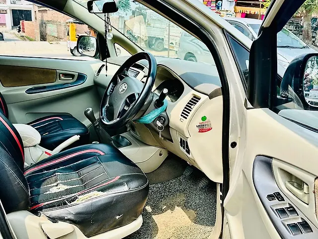 Used Toyota Innova [2012-2013] 2.5 G 7 STR BS-IV in Lucknow