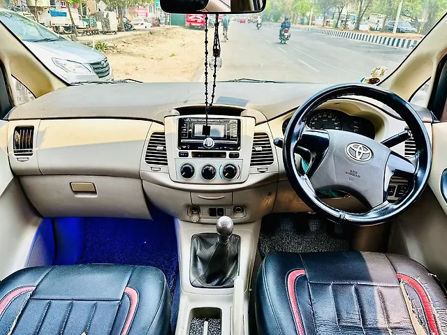 Used Toyota Innova [2012-2013] 2.5 G 7 STR BS-IV in Lucknow