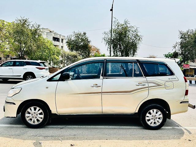 Used Toyota Innova [2012-2013] 2.5 G 7 STR BS-IV in Lucknow