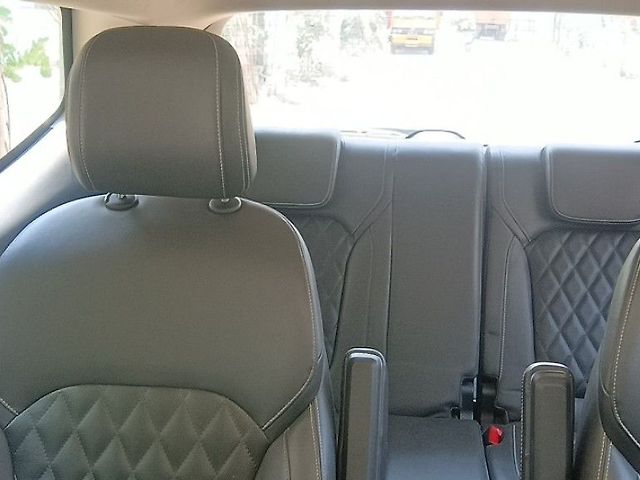 Used MG Gloster Blackstorm 6 STR 2.0 Twin Turbo 4WD in Bangalore