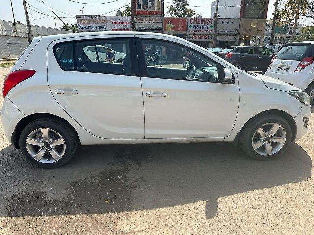 Used Hyundai i20 [2012-2014] Magna 1.4 CRDI in Panchkula
