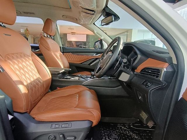 Used MG Gloster [2020-2022] Savvy 6 STR 2.0 Twin Turbo 4WD in Bangalore