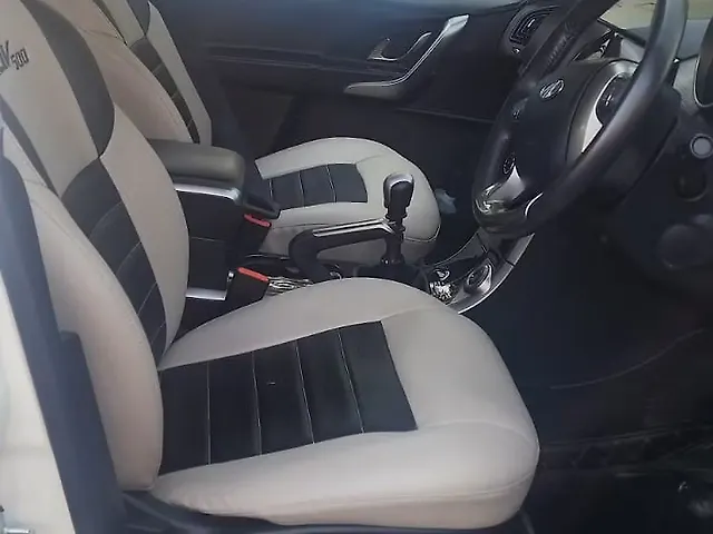 Used Mahindra XUV500 W9 [2018-2020] in Panchkula