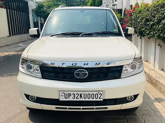 Used 2019 Tata Safari in Lucknow